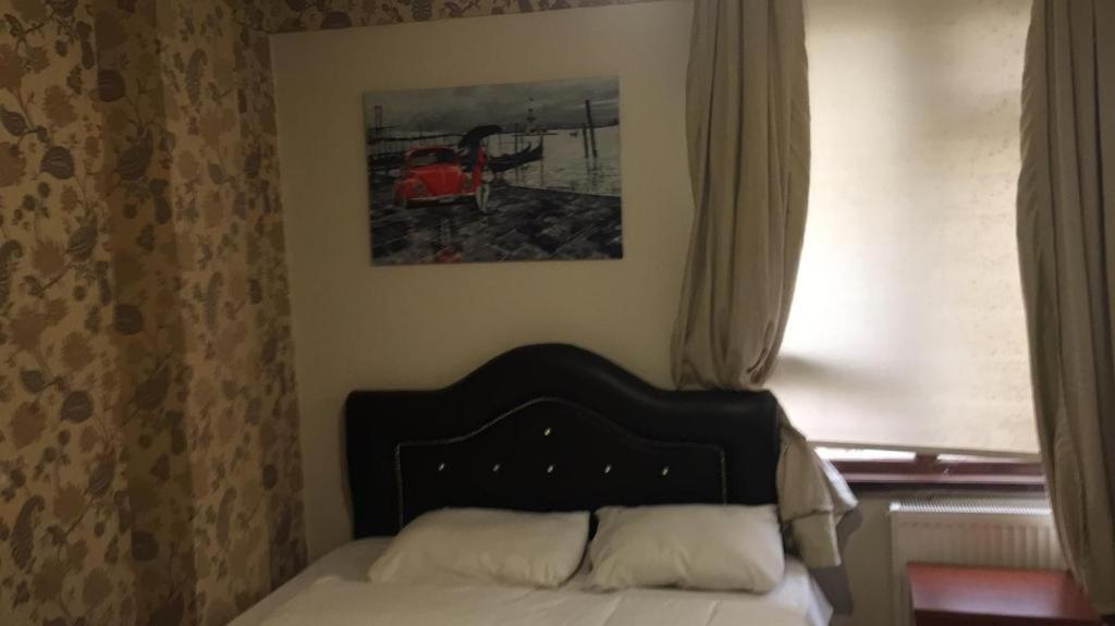 Divan Wooden Guesthouse Istanboel Buitenkant foto