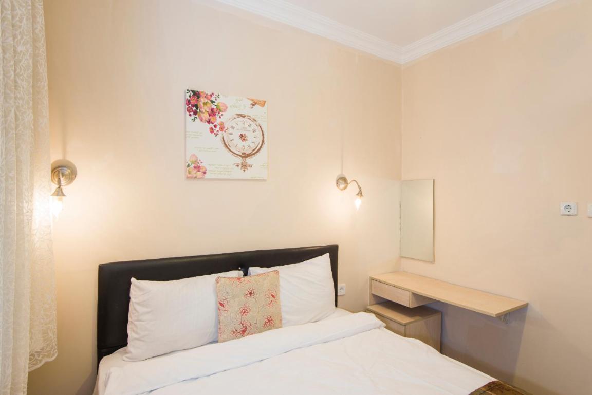 Divan Wooden Guesthouse Istanboel Buitenkant foto