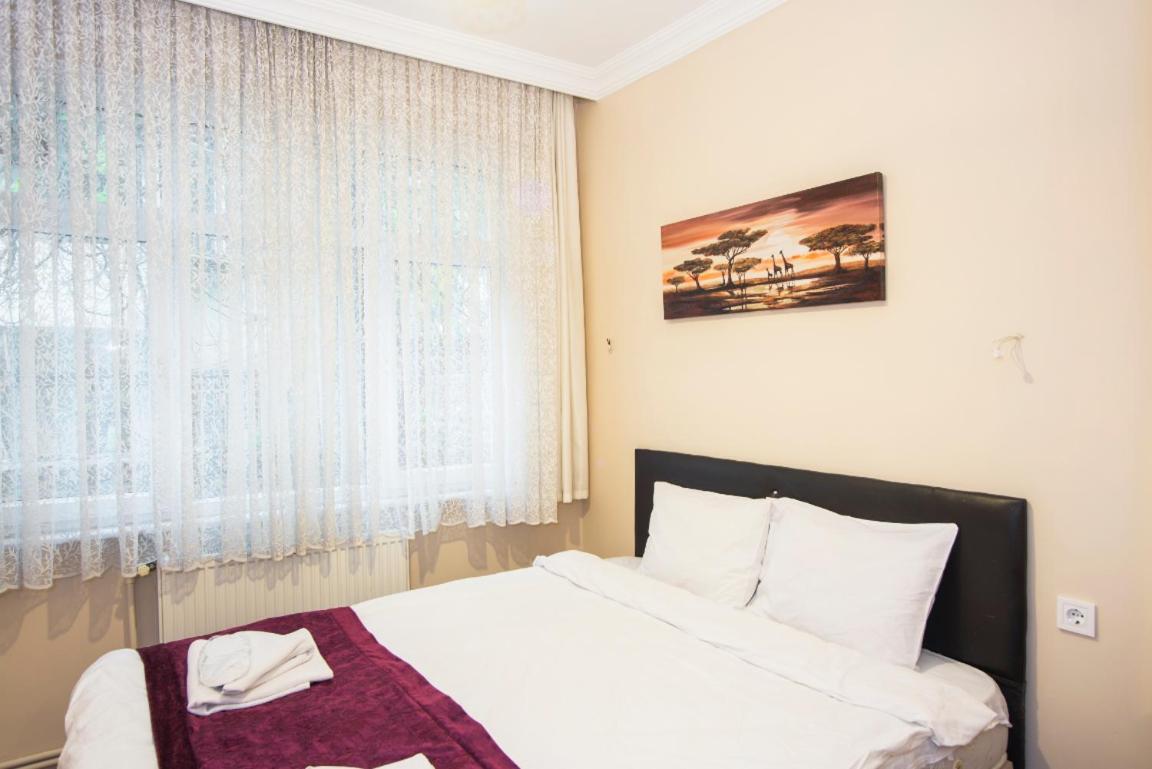 Divan Wooden Guesthouse Istanboel Buitenkant foto